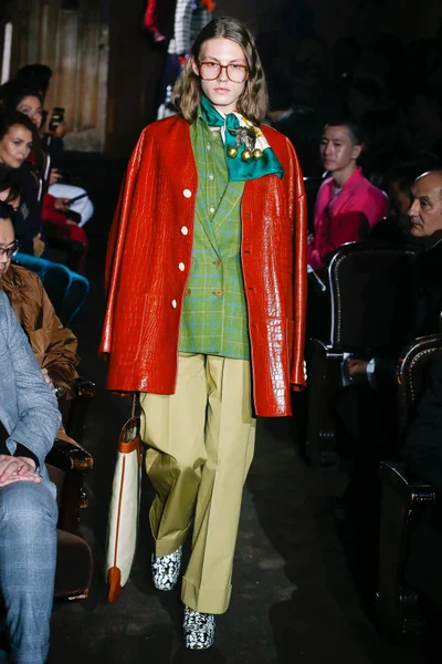 Look 72